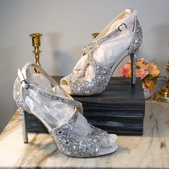 Like New EUC! Sexy and Elegant - Betsey Johnson SCOTI Heeled Sandal 8.5 $130 - Picture 12 of 14